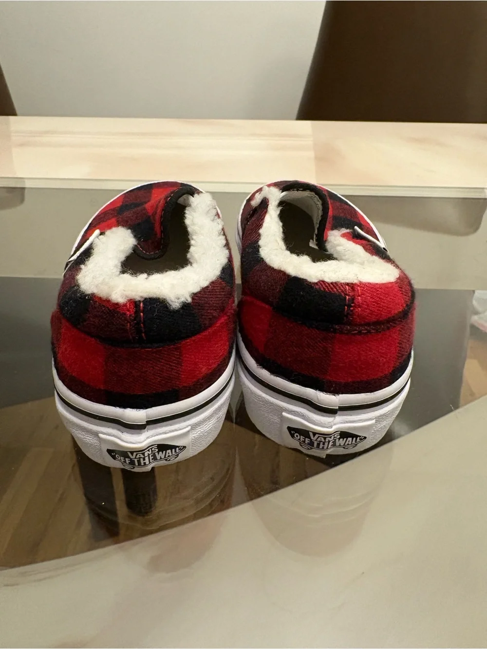 Vans Classic Slip-On Shoes Kids Size 1 Red Black Plaid Sherpa Faux Fur Lined